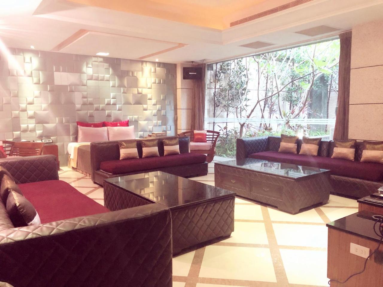 Q Motel精品旅館 Tucheng Exteriör bild